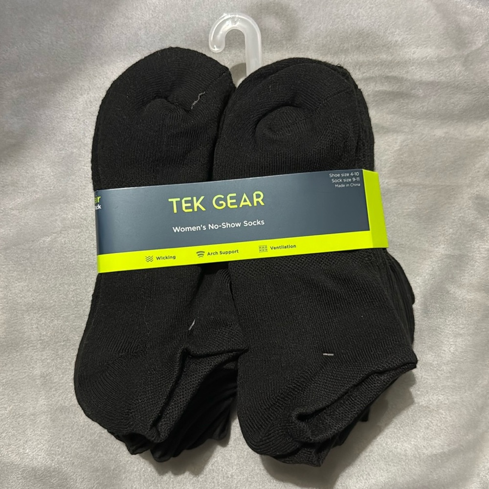 TEK Gear black ankle socks